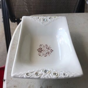 Vintage dish